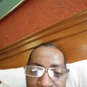 Meet your Posher, Warren